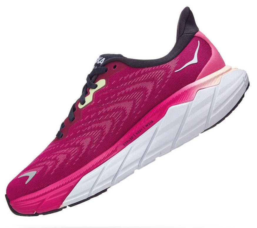 HOKA Women's Arahi 6 Wide (D) - Festival Fuchsia/Ibis Rose (1123197-FFIR) - Image 2