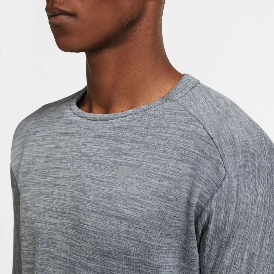 Nike Men's Sphere Long Sleeve (CU6083) - Image 3